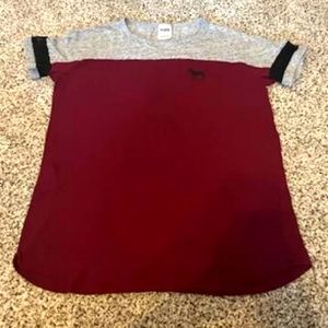 VS PINK tee small